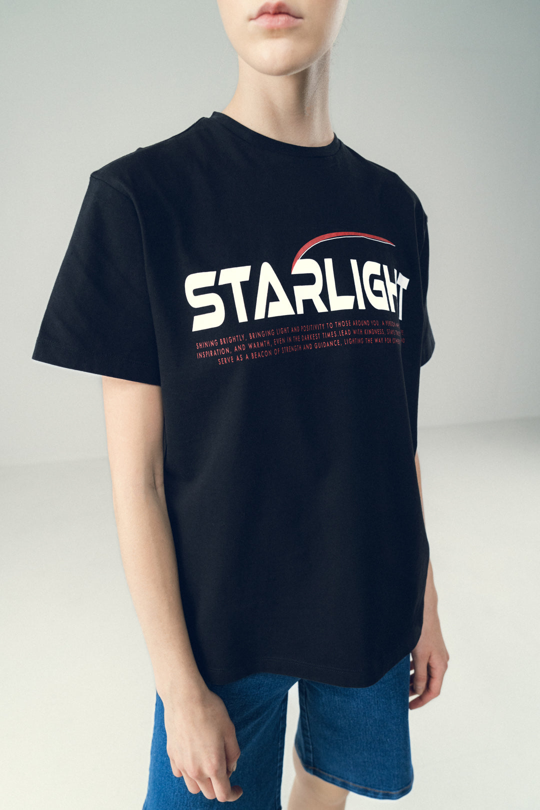BLACK STARLIGHT GRAPHIC TEE
