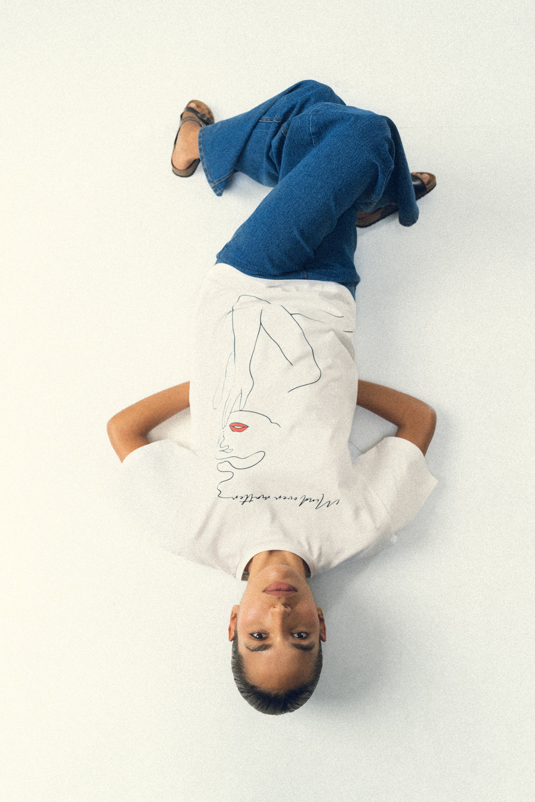 ABSTRACT  LINE ART WHITE TEE