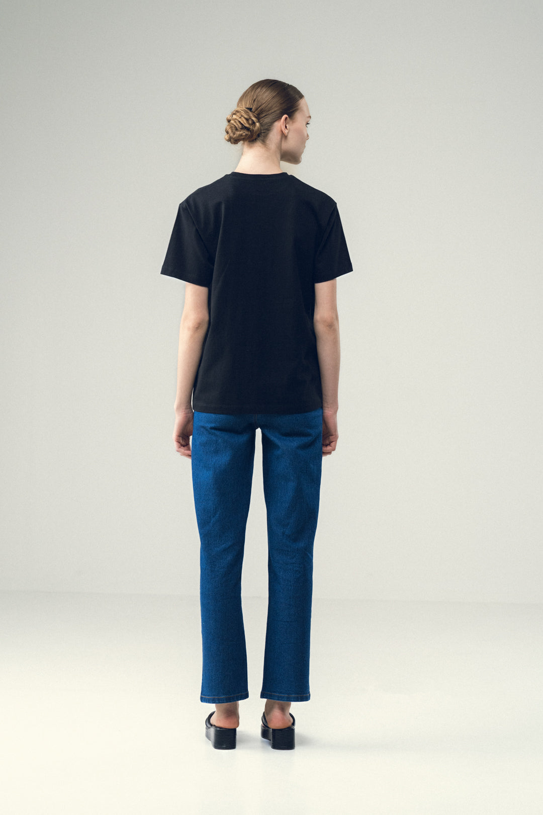 CELESTIAL BLACK GRAPHIC TEE