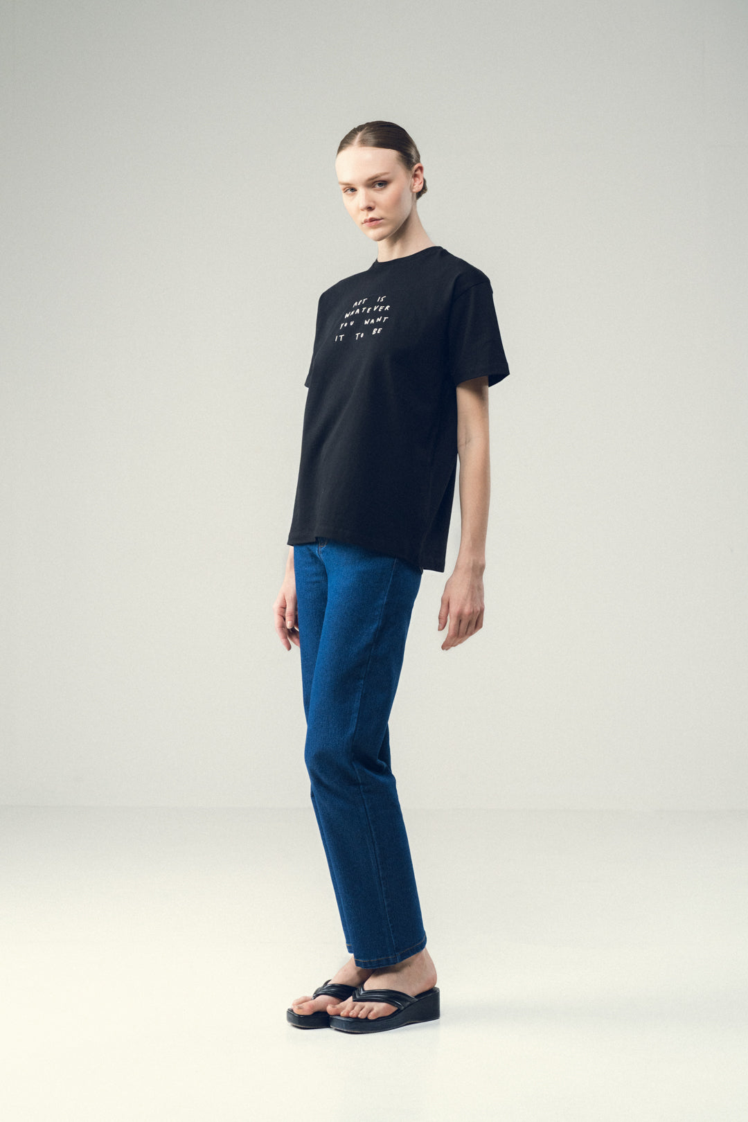 BLACK QUOTE GRAPHIC TEE