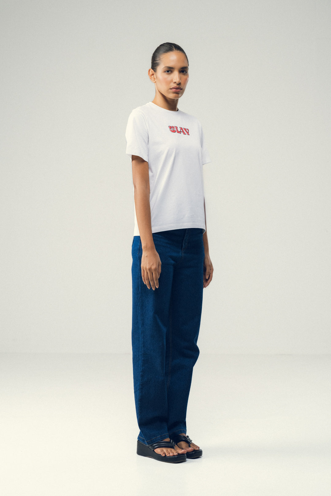 WHITE SLAY COTTON TEE