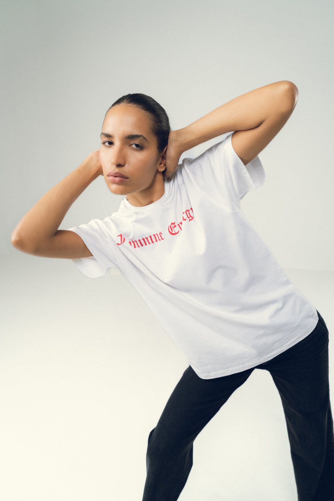 MINIMAL WHITE GRAPHIC COTTON TEE