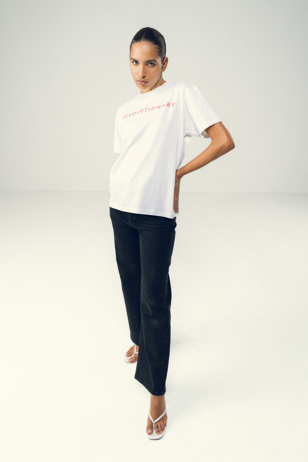 CLASSIC WHITE OVERSIZED  TEE