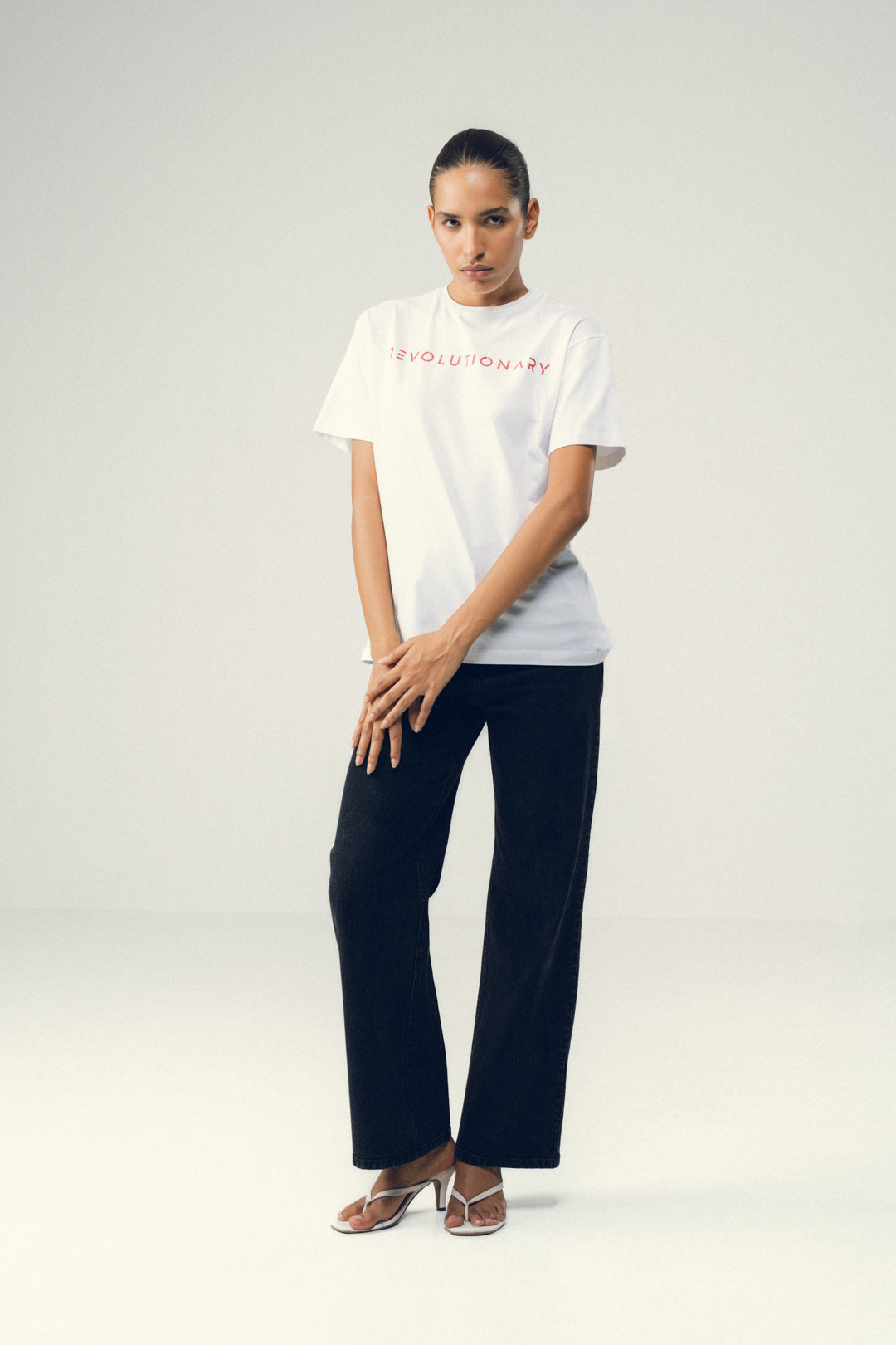 CLASSIC WHITE OVERSIZED  TEE