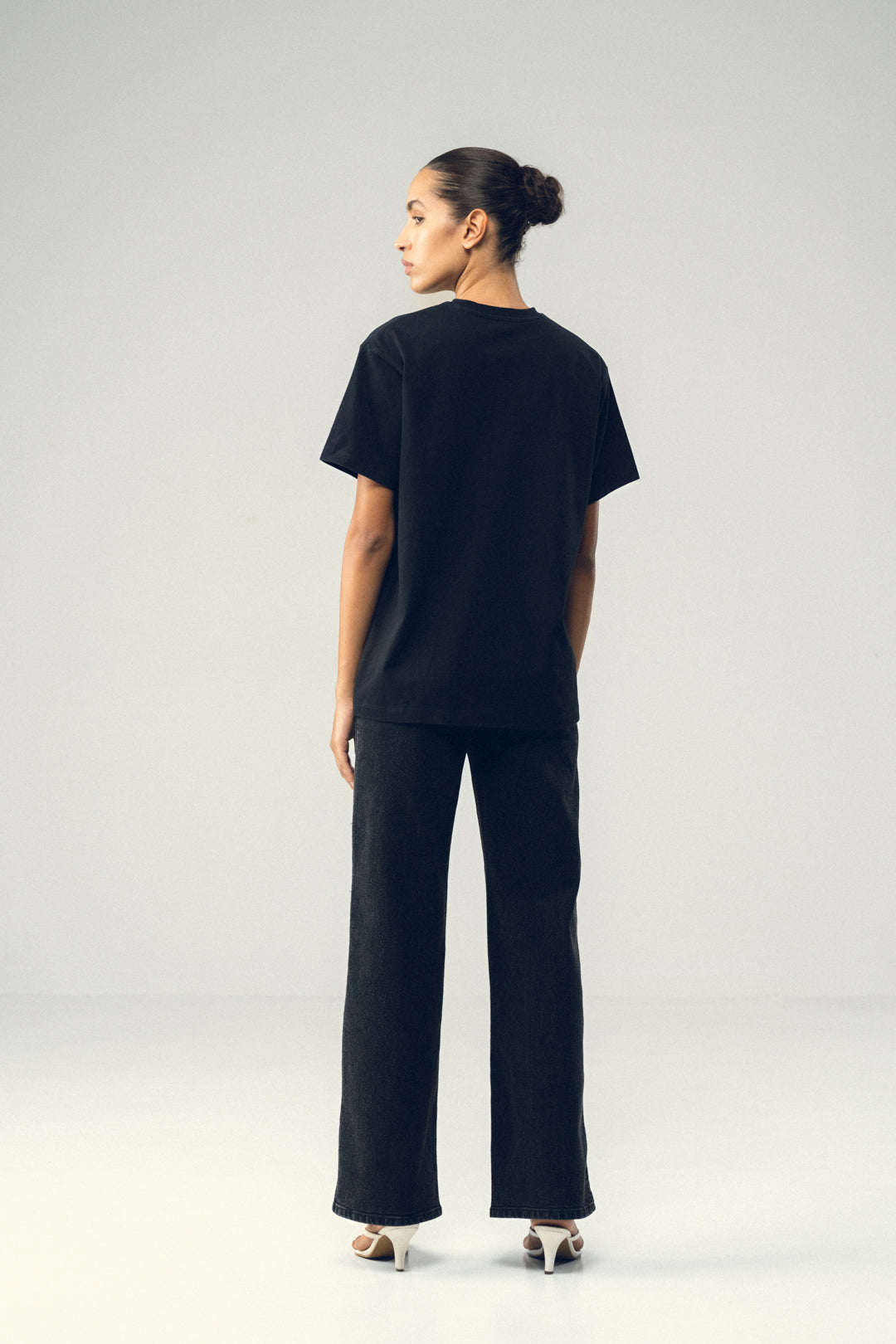 BLACK PARADOX GRAPHIC TEE