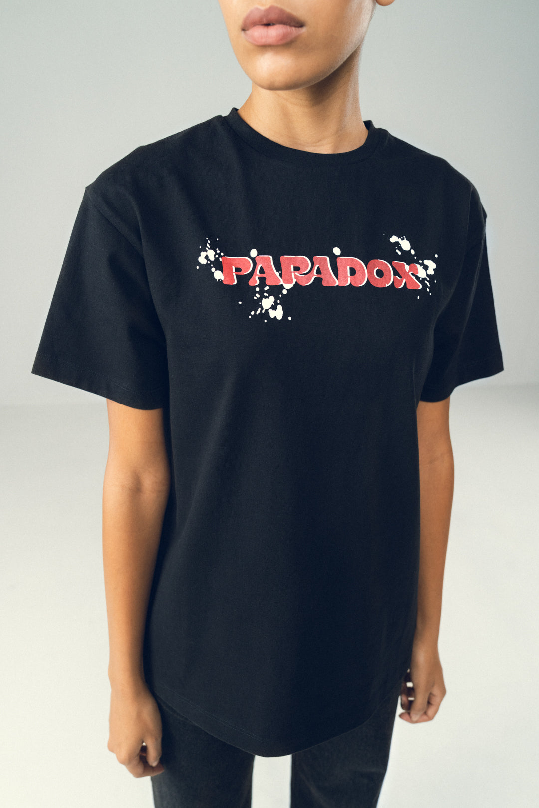 BLACK PARADOX GRAPHIC TEE