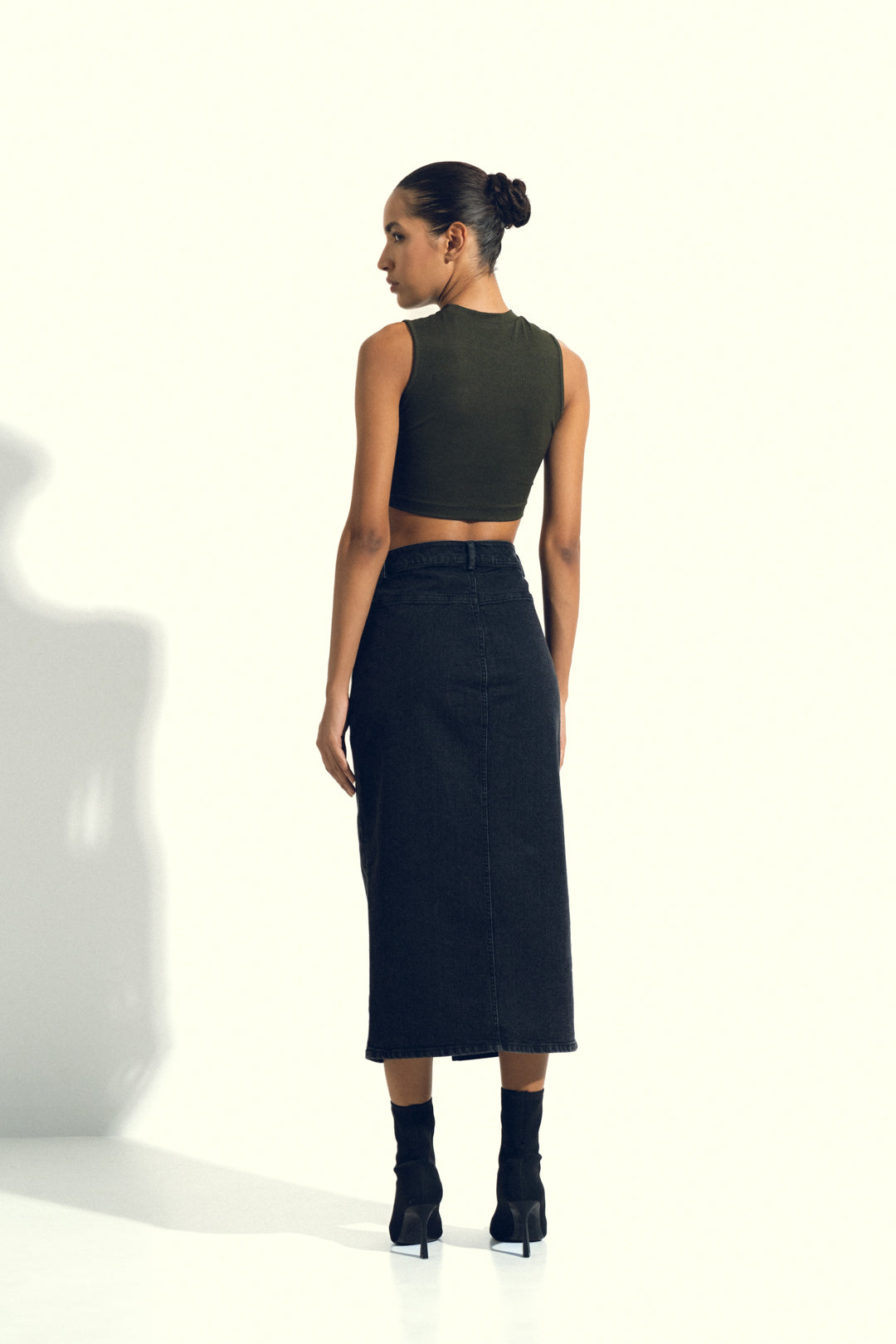 BLACK DENIM MIDI SKIRT WITH SLIT