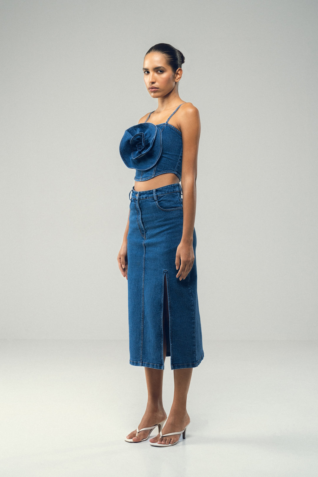 ROSETTE BLOOM DENIM TOP