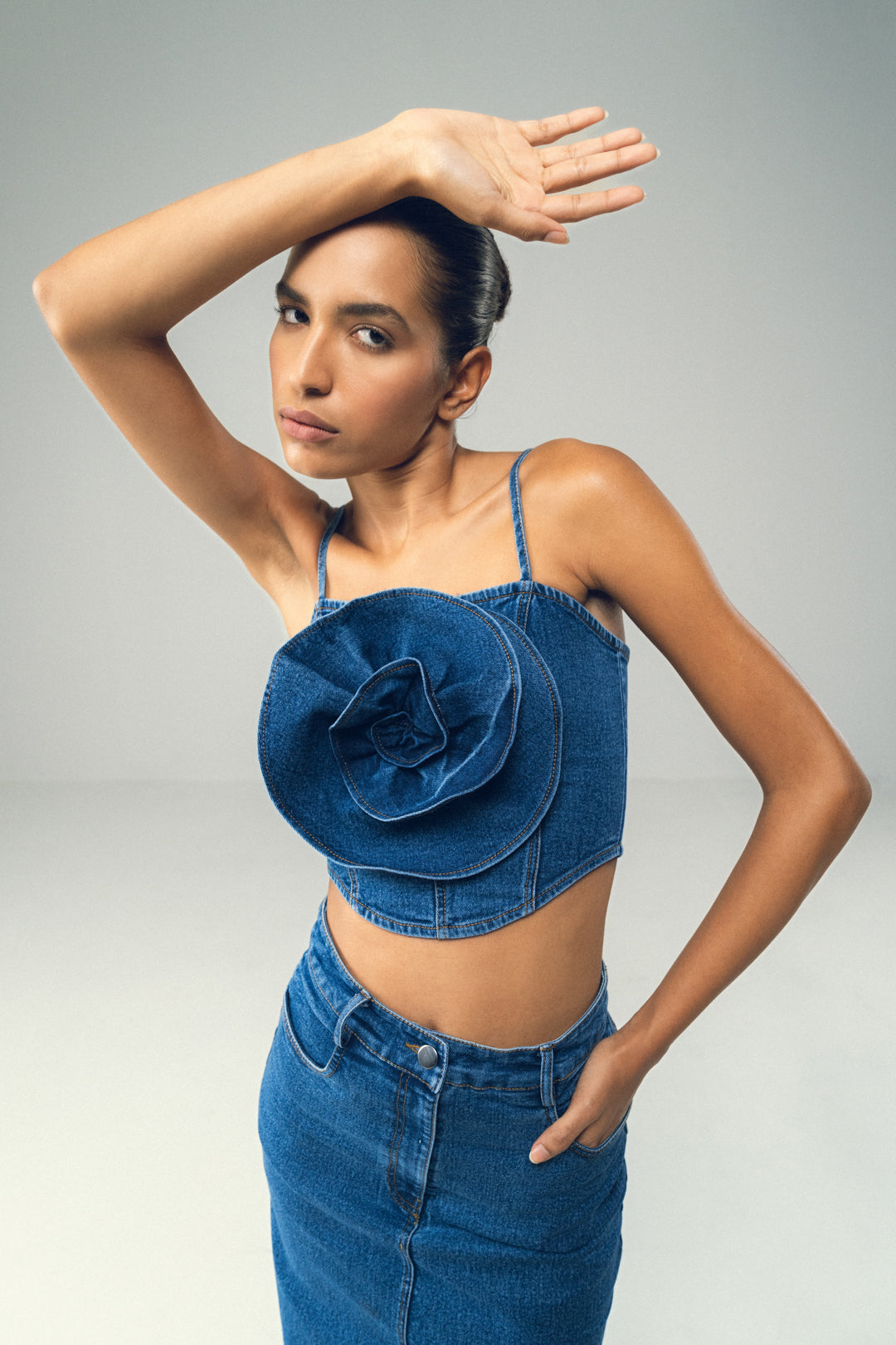 ROSETTE BLOOM DENIM TOP
