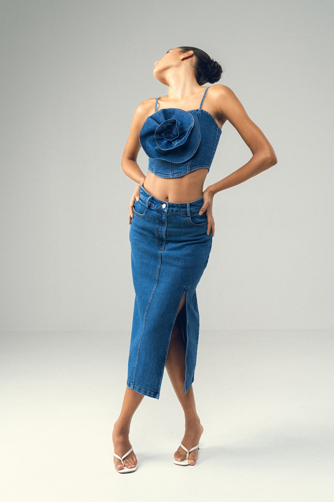 ROSETTE BLOOM DENIM TOP