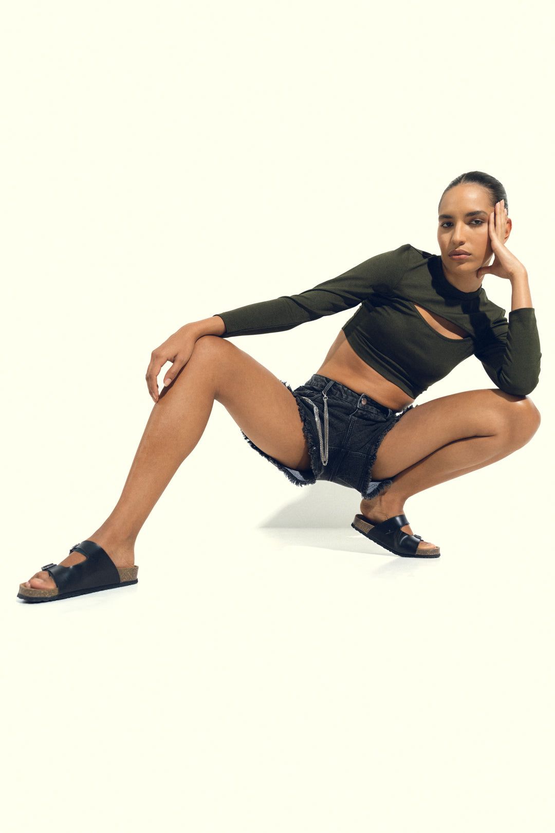 WASHED BLACK UTILITY SHORTS