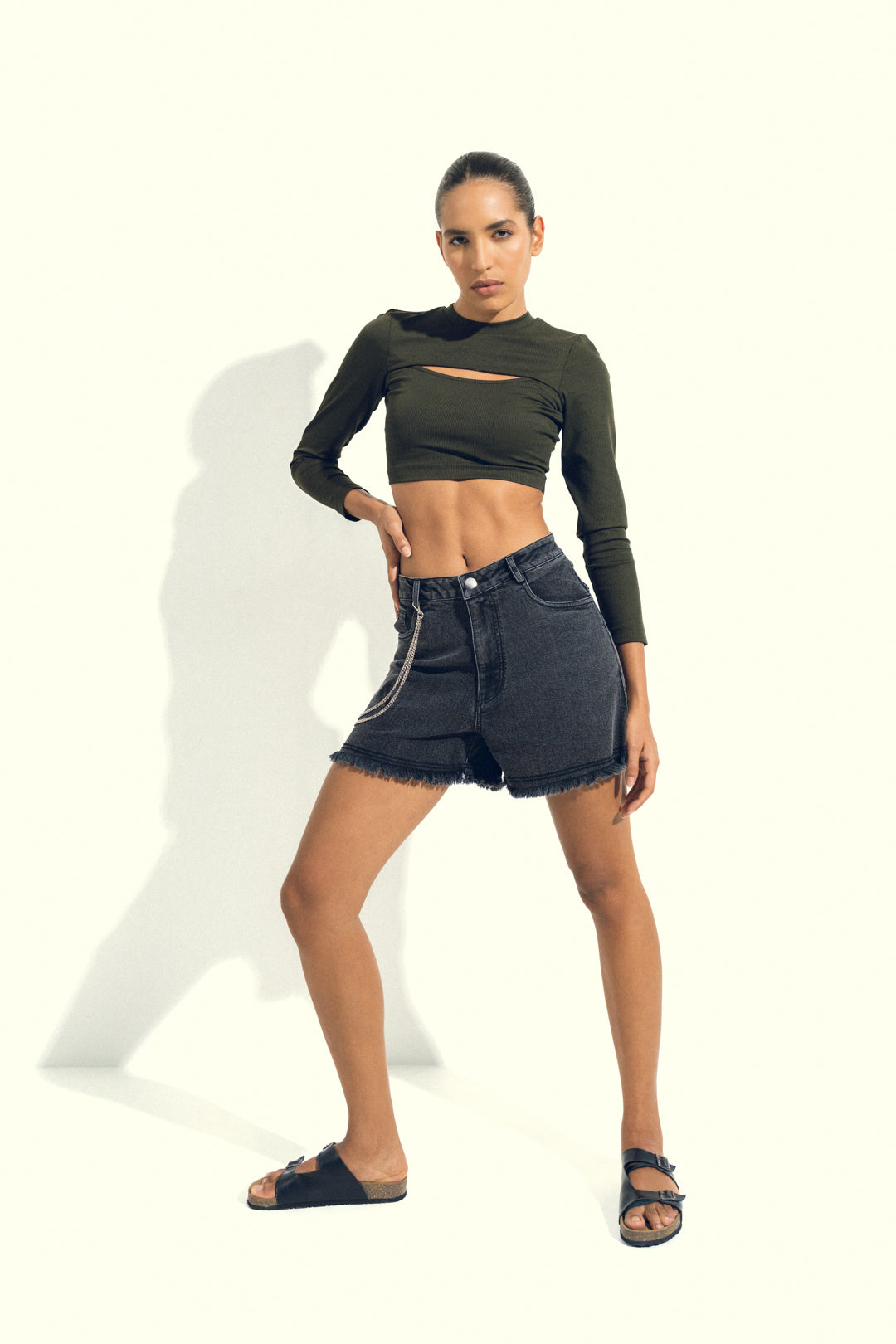 WASHED BLACK UTILITY SHORTS