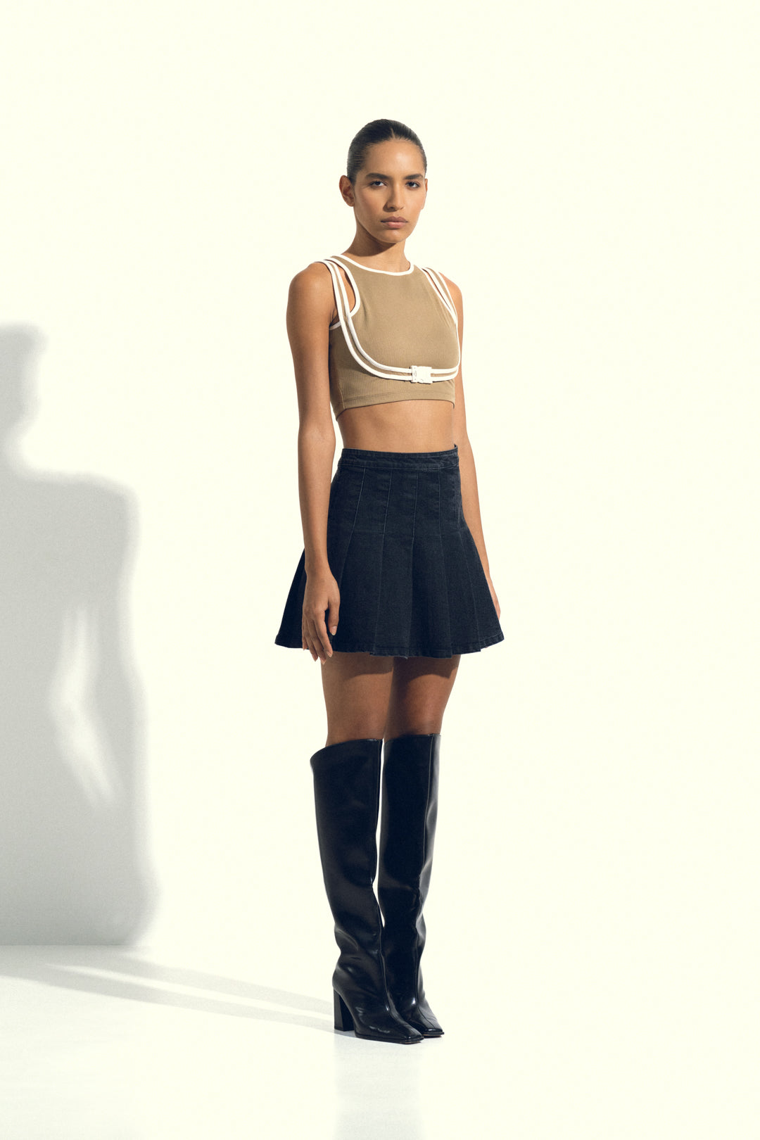 BROWN MOCK BELT CROP TOP