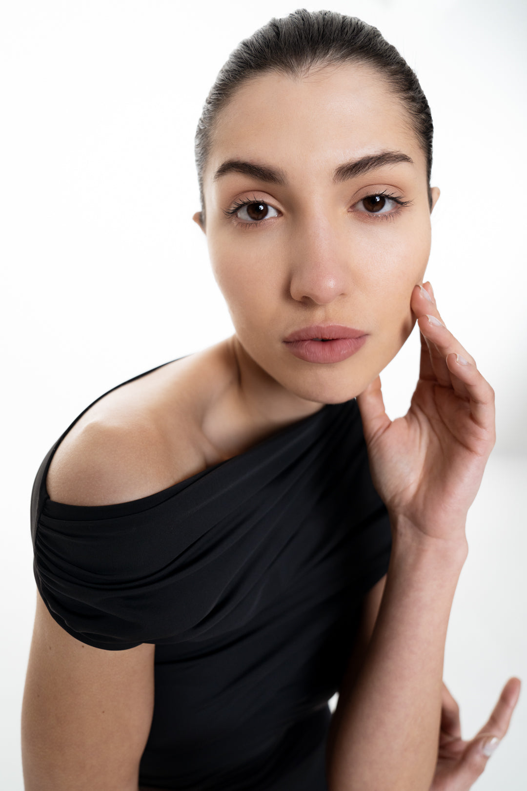 ASYMMETRICAL NECKLINE FLOWY EVENING DRESS