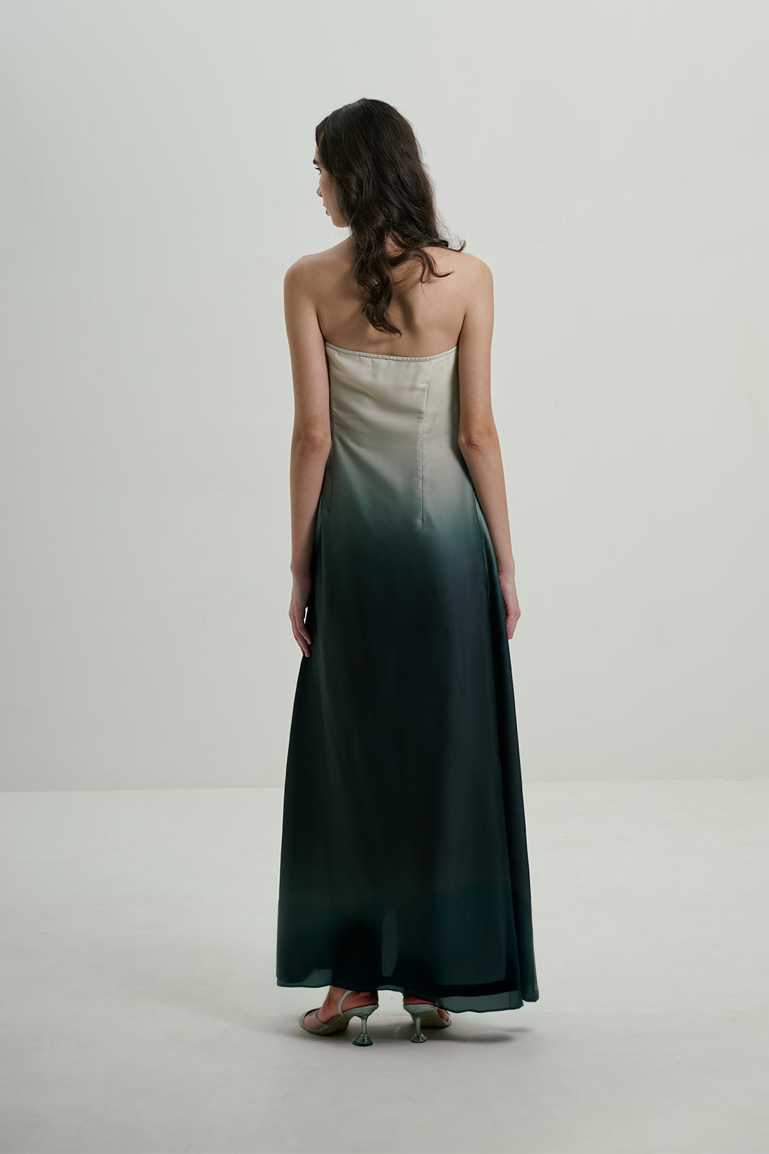 STRAPLESS OMBRE GREEN MAXI DRESS WITH COWRIE DETAIL