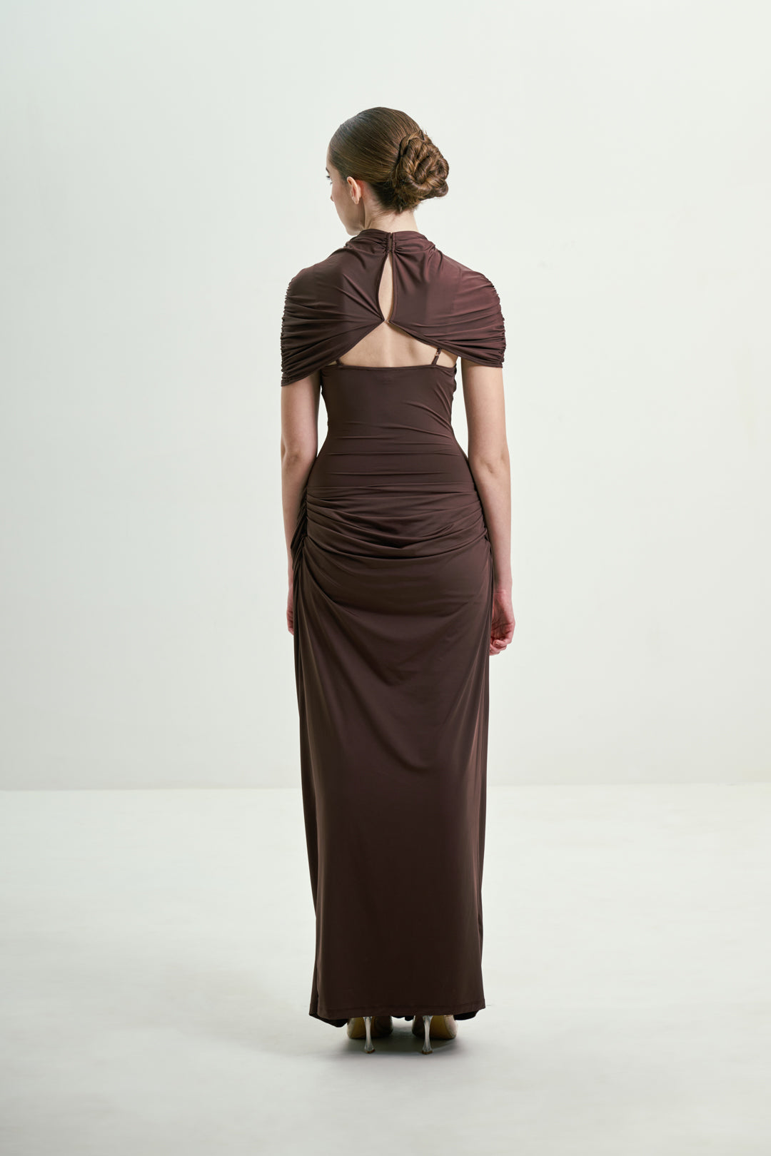BROWN DRAPED GOWN WITH DETACHABLE CAPE