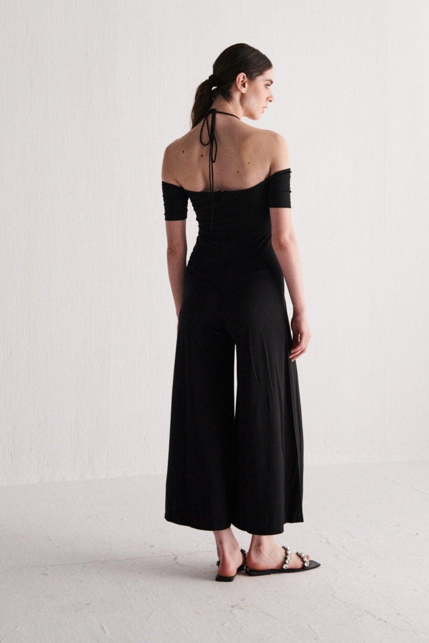 Black Jumpsuit With Slits - Sotbella