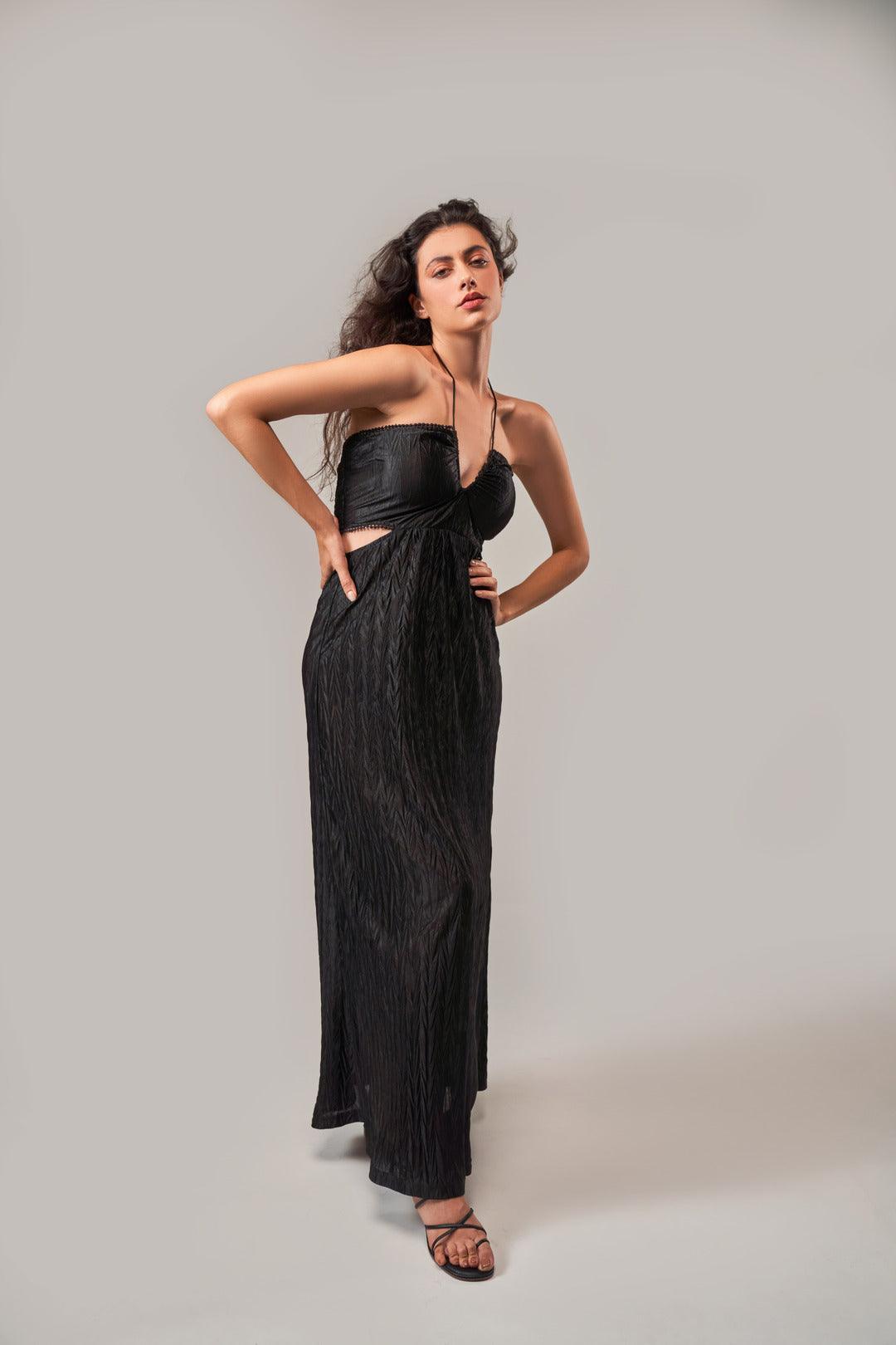 BLACK TEXTURED DRAWSTRING DETAIL DRESS - Sotbella