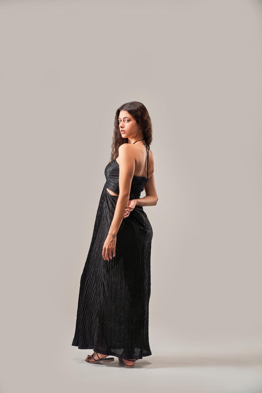 BLACK TEXTURED DRAWSTRING DETAIL DRESS - Sotbella