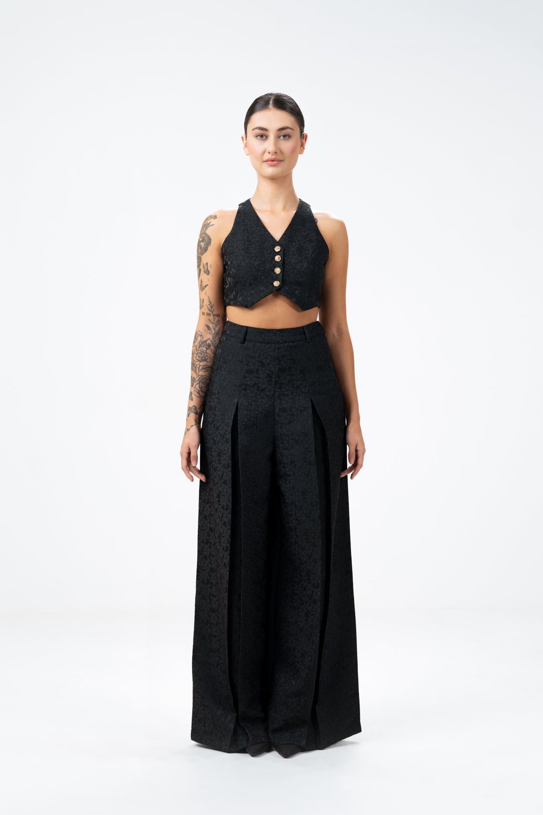 BLACK VEST AND WIDE - LEG PANT CO - ORD SET - Sotbella
