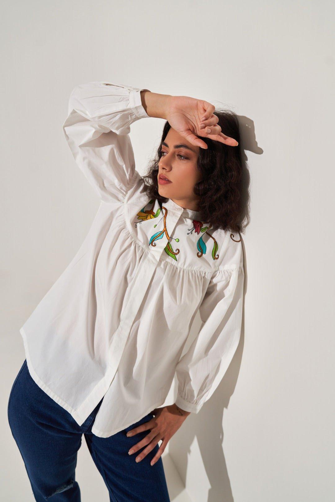 BLOOMING WHITE SHIRT - Sotbella