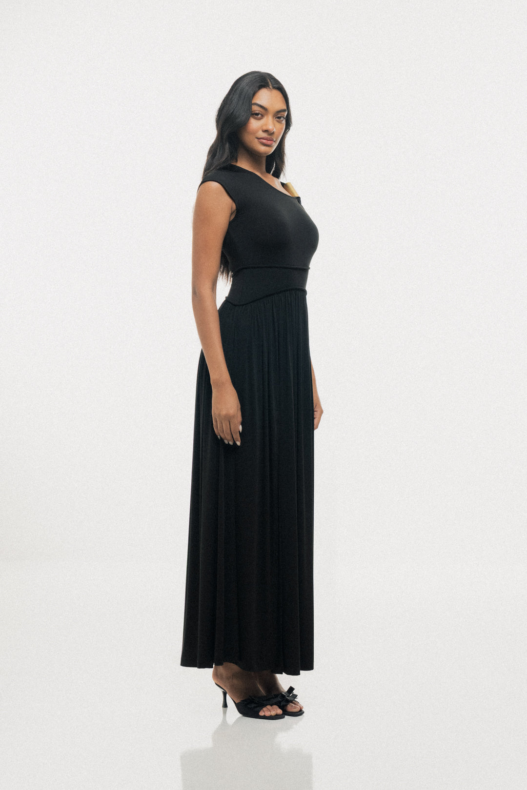 ONE-SHOULDER PLEATED MAXI DRESS