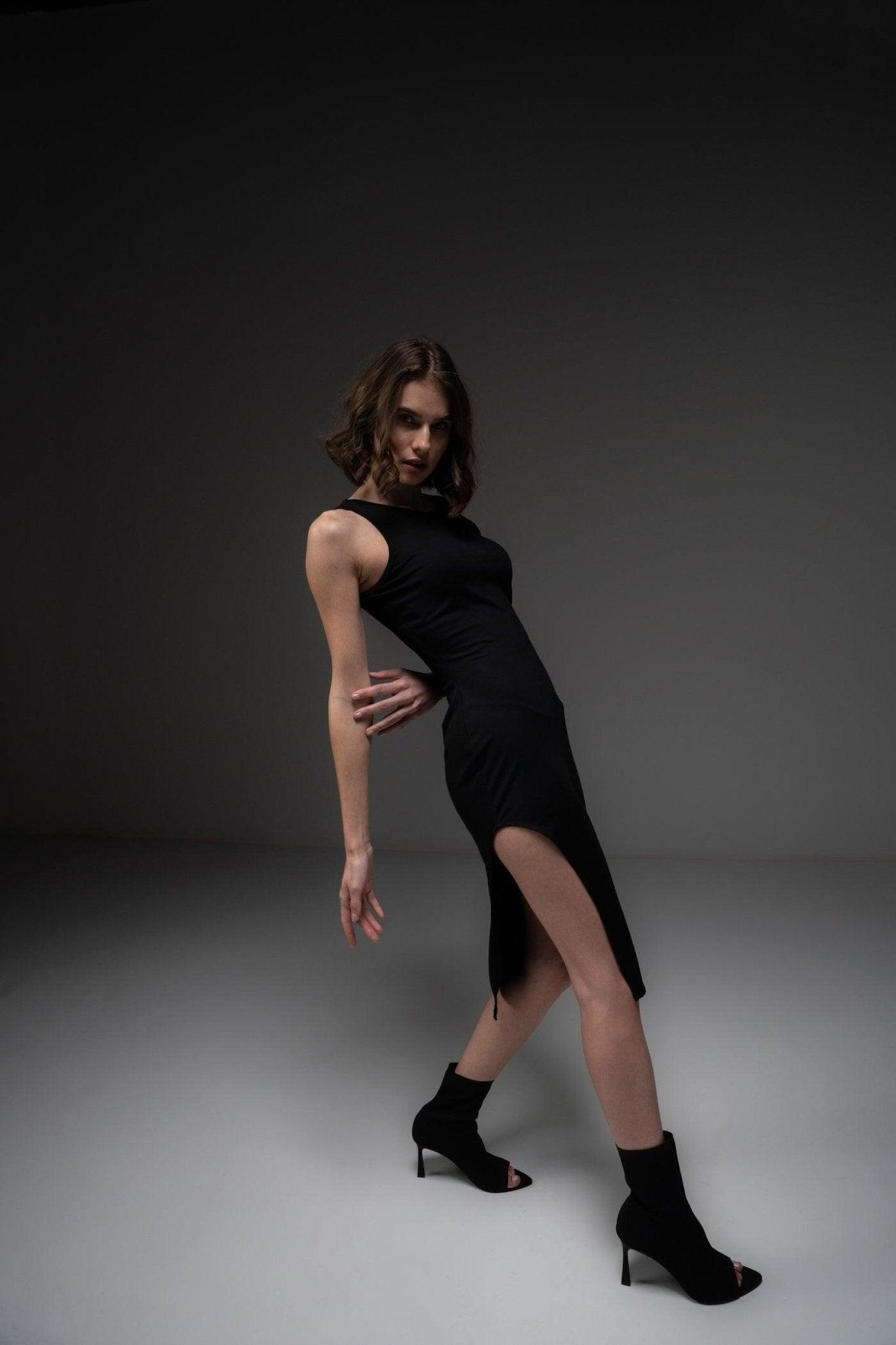 CASUAL BLACK SIDE SLIT DRESS - Sotbella