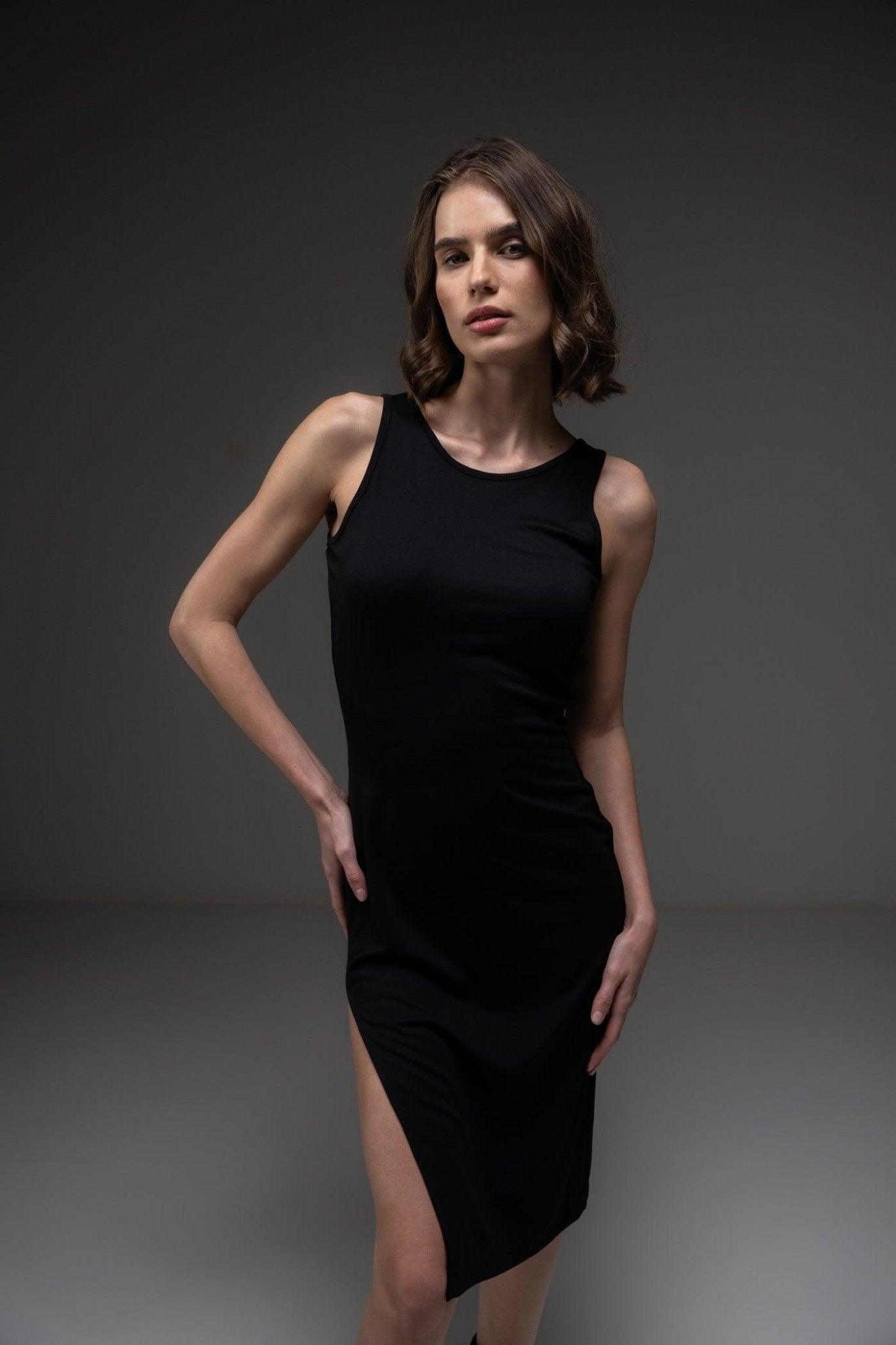 CASUAL BLACK SIDE SLIT DRESS - Sotbella