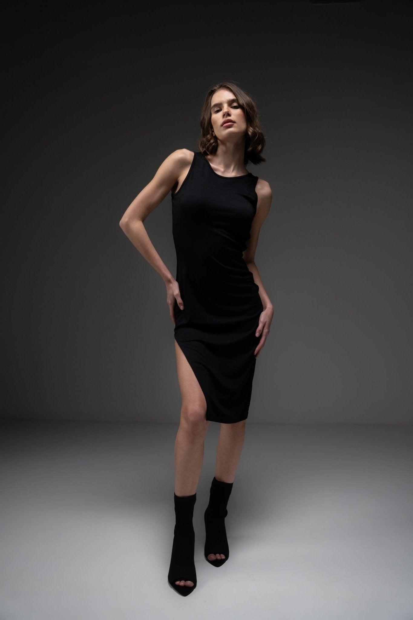 CASUAL BLACK SIDE SLIT DRESS - Sotbella
