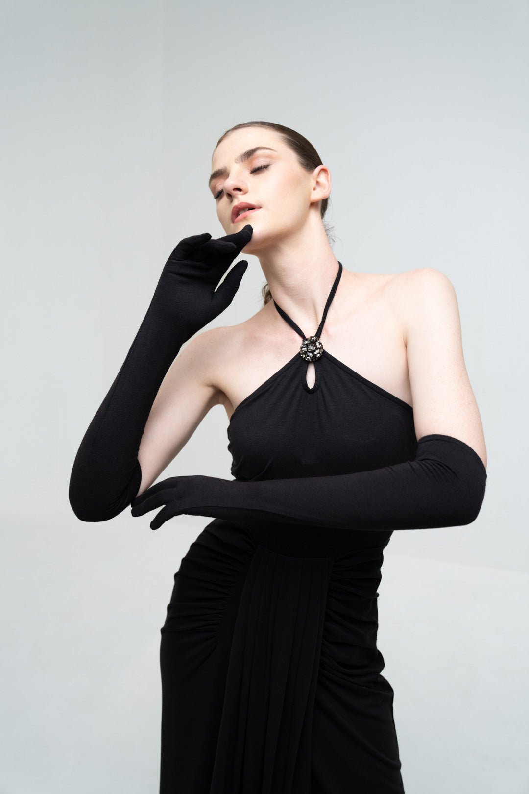 EMBELLISHED HALTER NECK DRESS - Sotbella