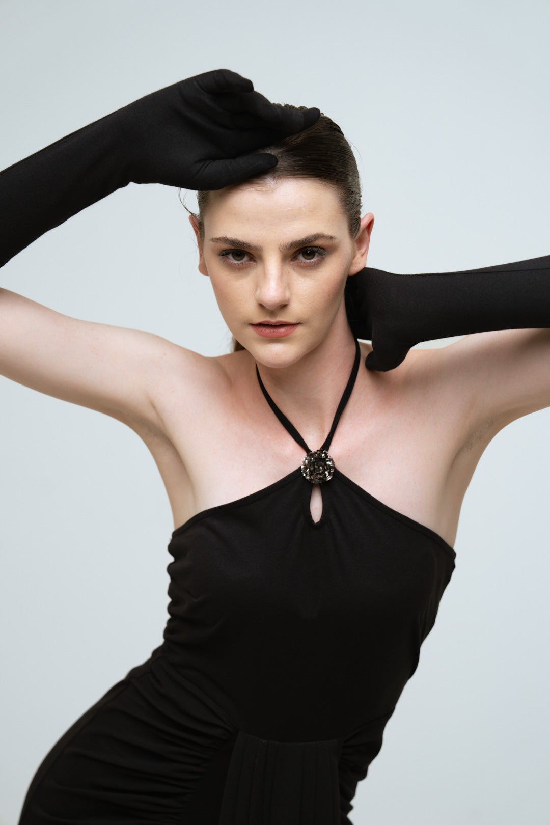 EMBELLISHED HALTER NECK DRESS - Sotbella