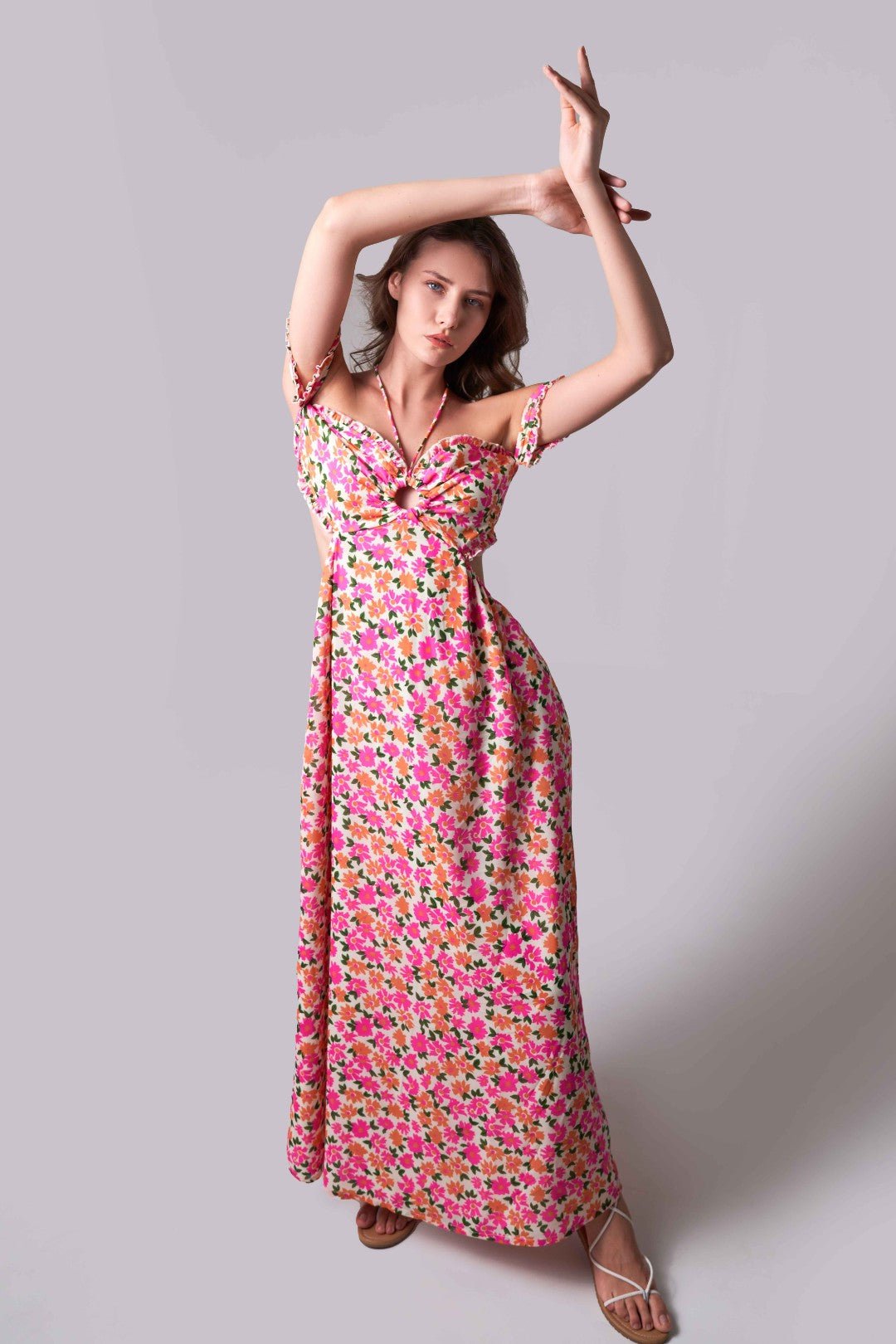 FLORAL CUT - OUT DETAIL MAXI DRESS - Sotbella
