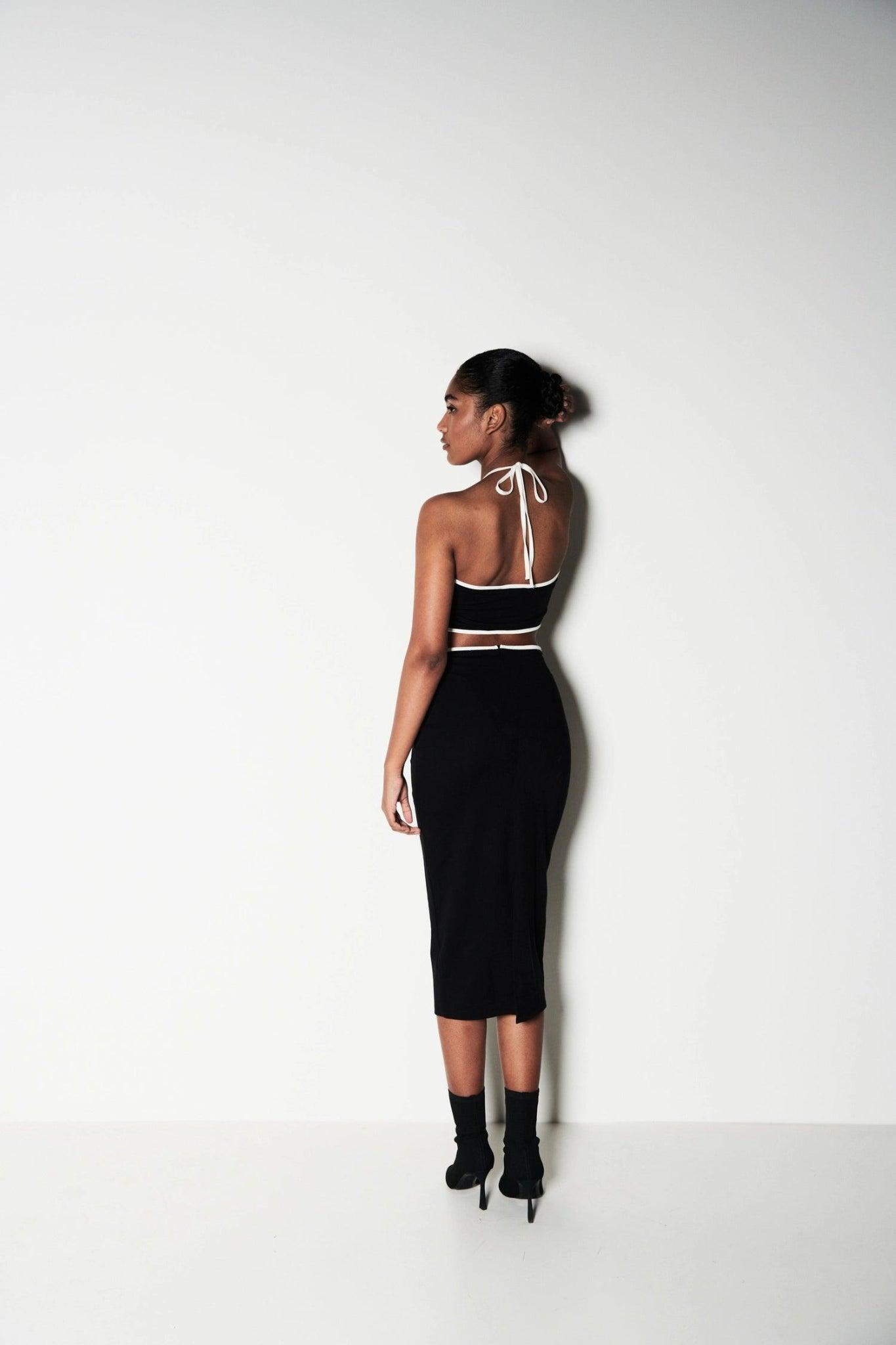 Halter Neck Cut Out Black Dress - Sotbella