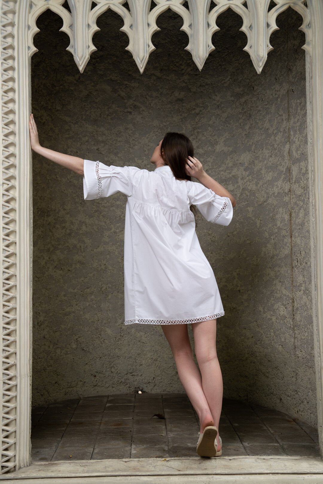 LADDER LACE TUNIC DRESS - Sotbella