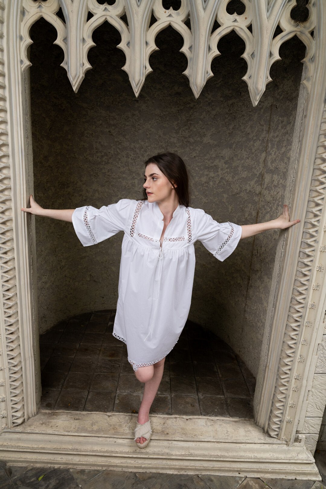 LADDER LACE TUNIC DRESS - Sotbella