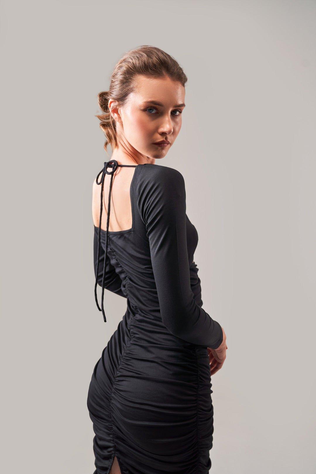 MIDNIGHT RING DETAIL RUCHED DRESS - Sotbella
