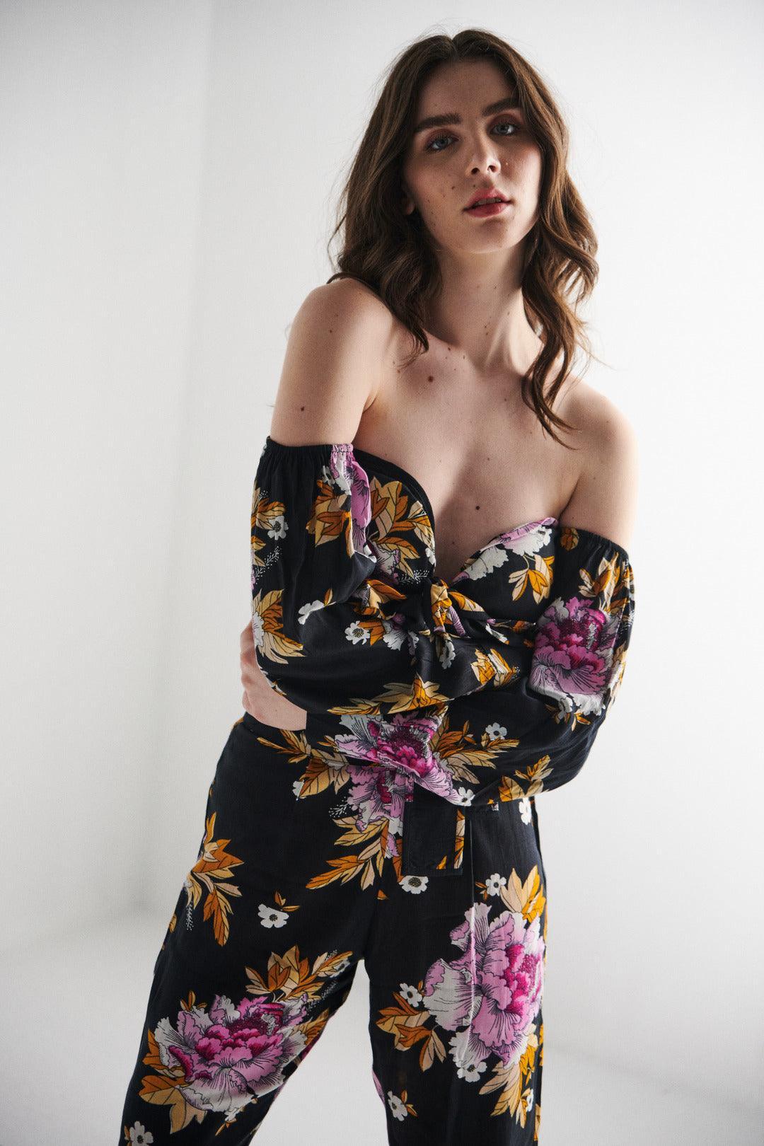 Off Shoulder Printed Crop Top - Sotbella