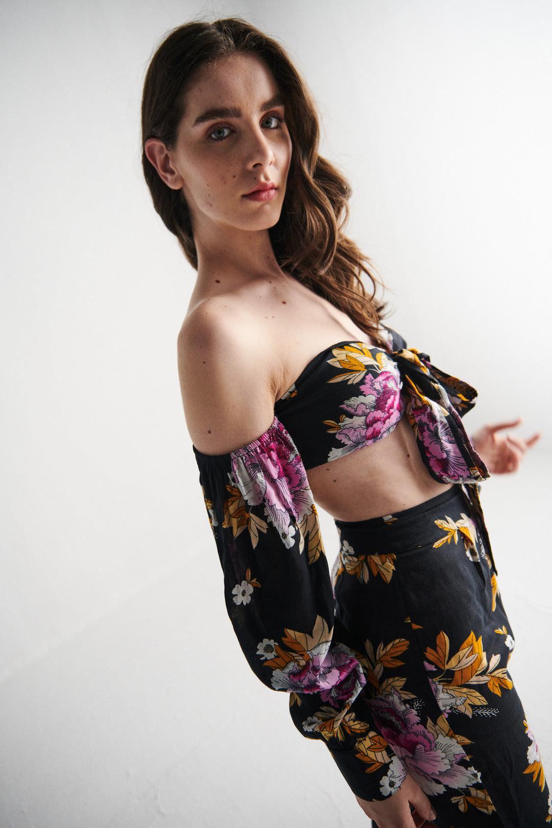 Off Shoulder Printed Crop Top - Sotbella
