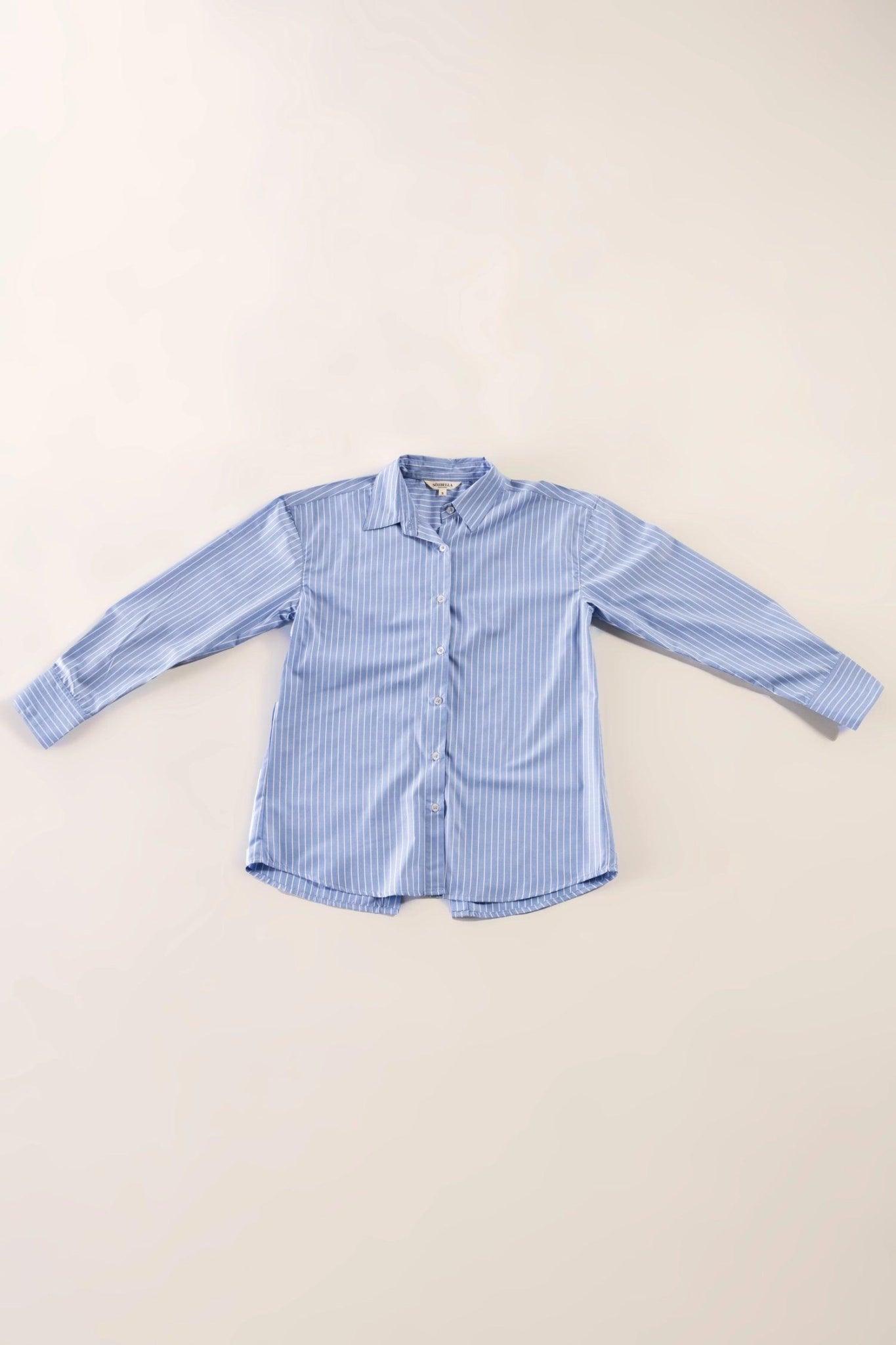 Pin Stripe Shirt With Distressed Jeans-Sotbella