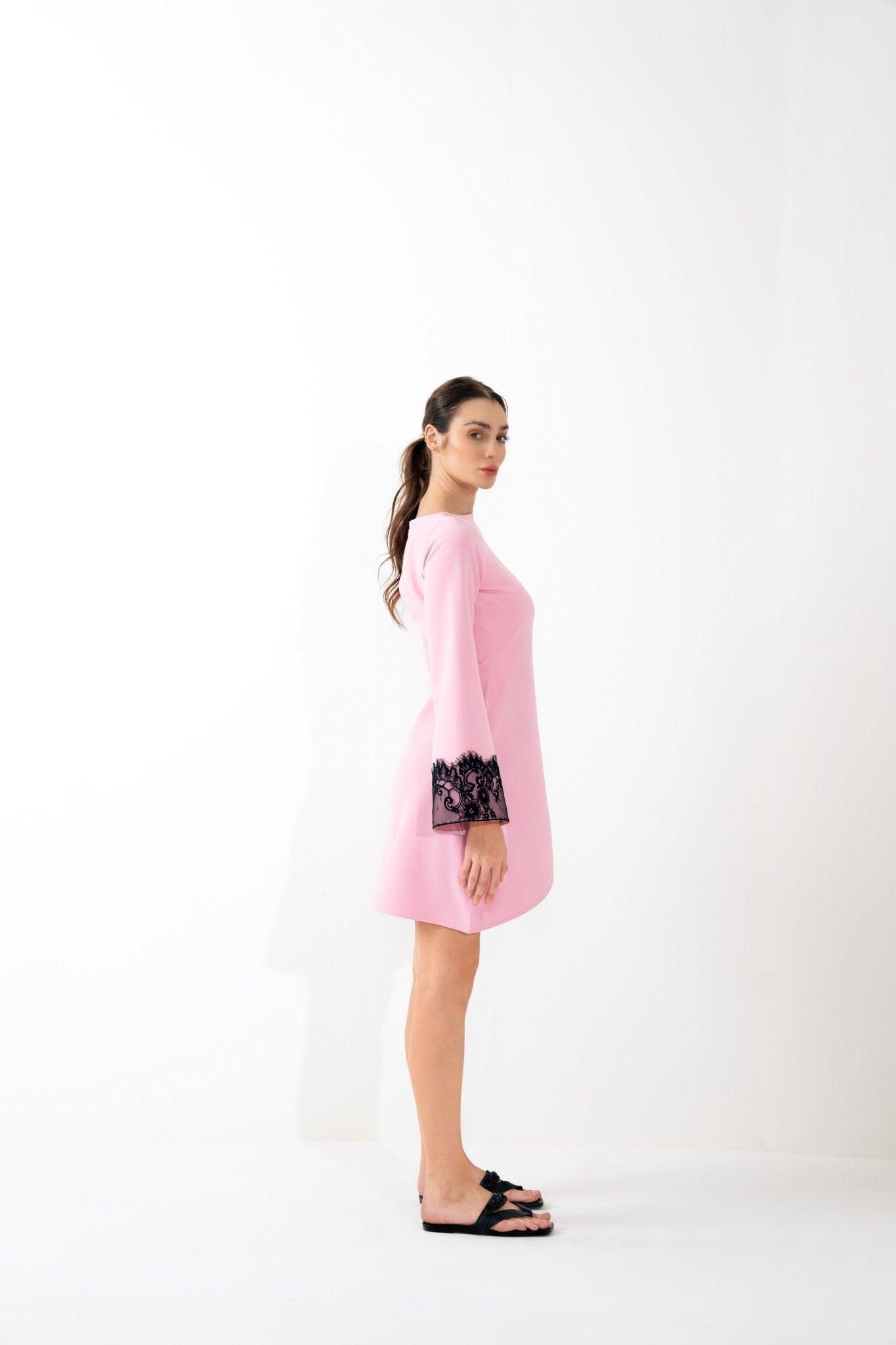 PINK ASSYMETRICAL DRESS WITH LACE DETAIL - Sotbella