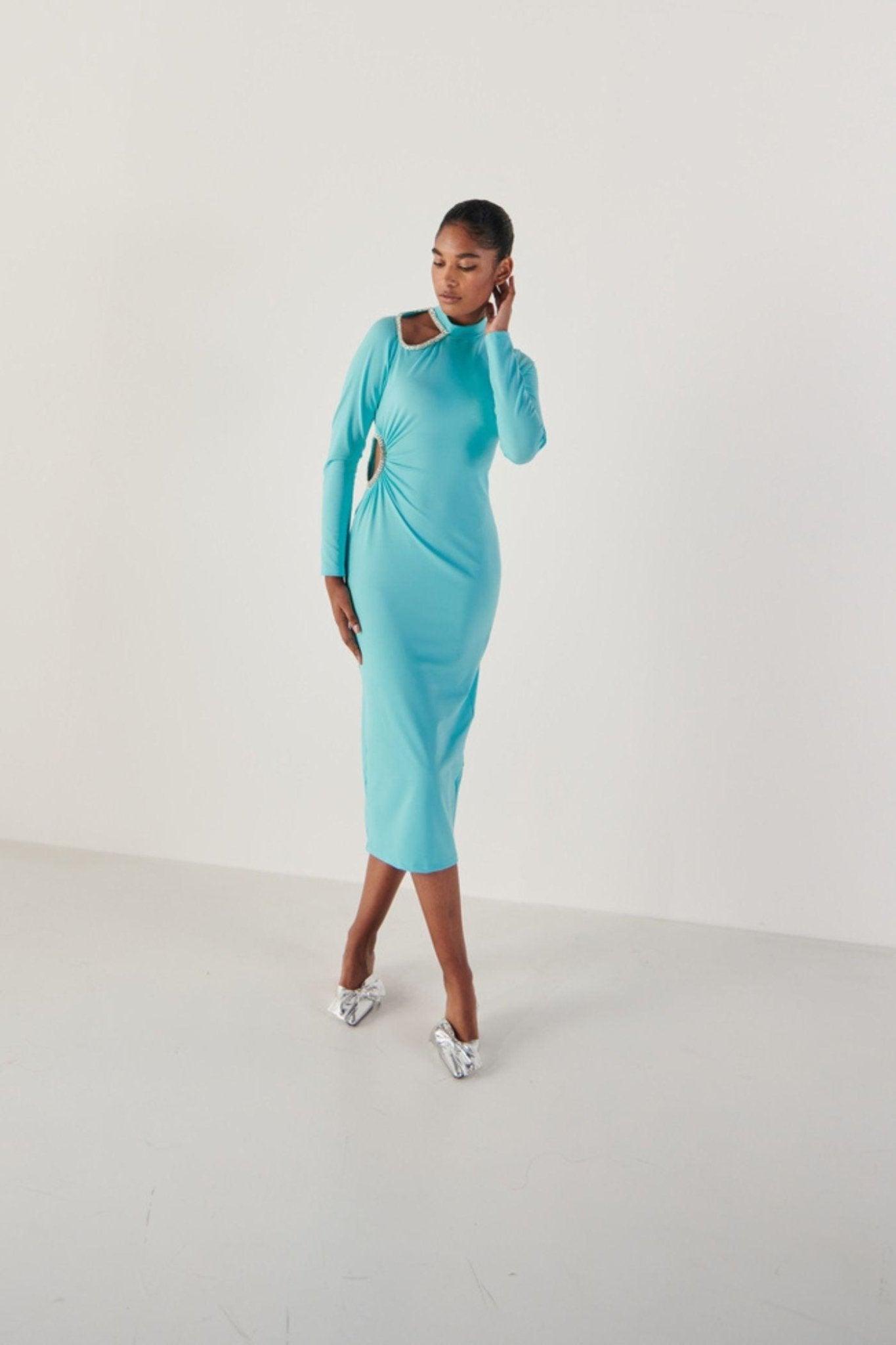 Waistline Grace Gown-Sotbella