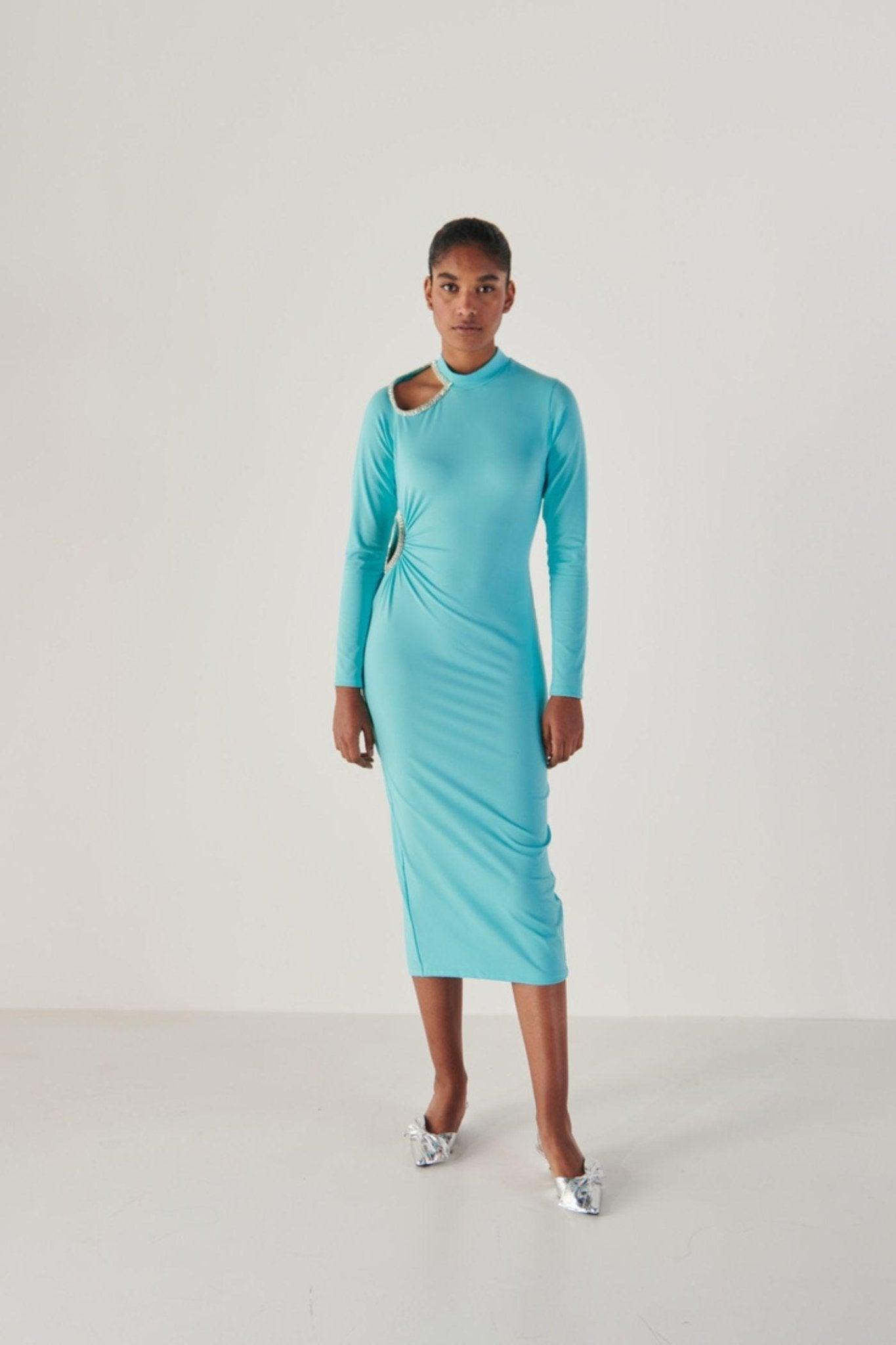 Waistline Grace Gown-Sotbella