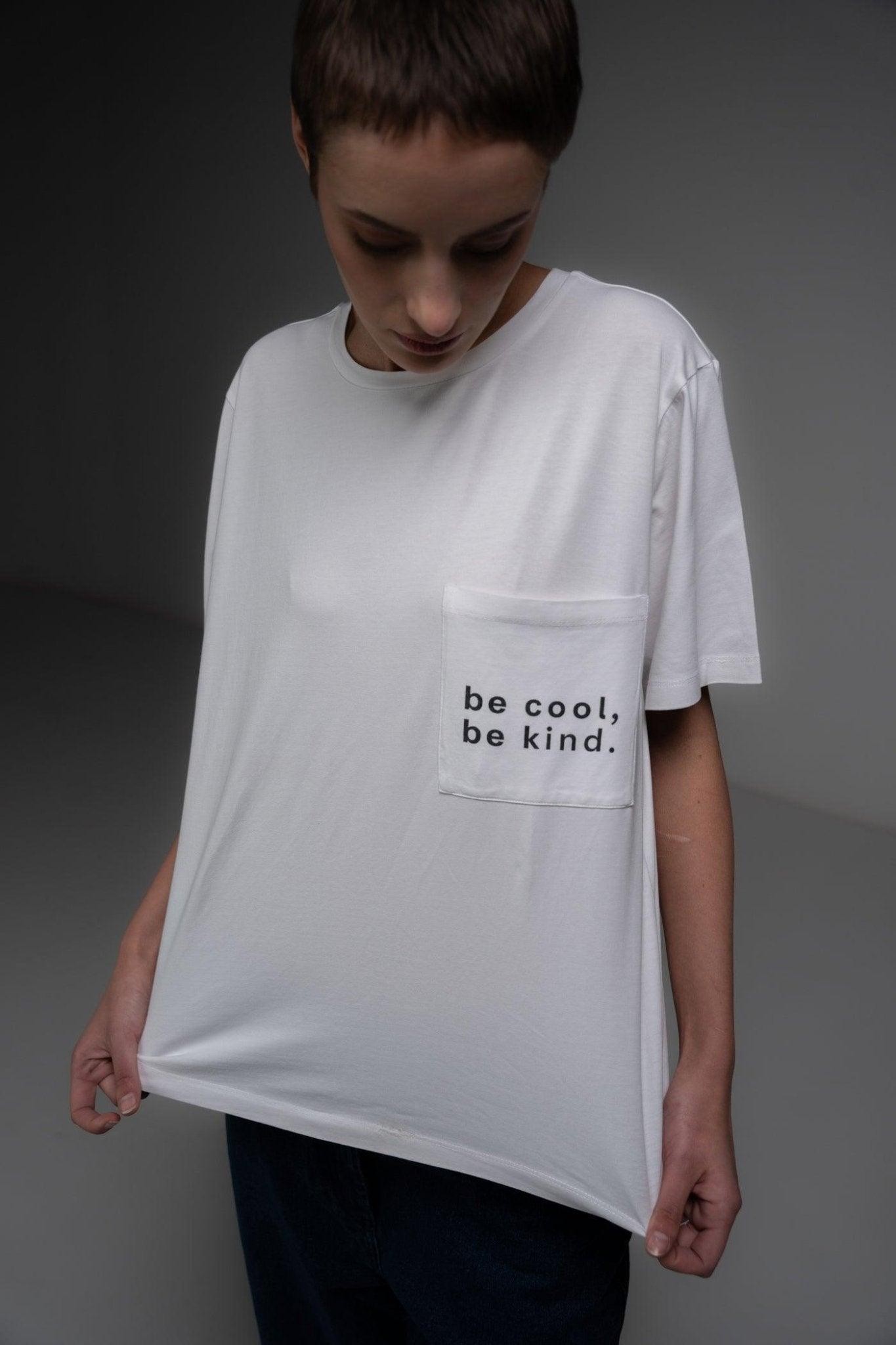 WHITE ROUND NECK T-SHIRT - Sotbella