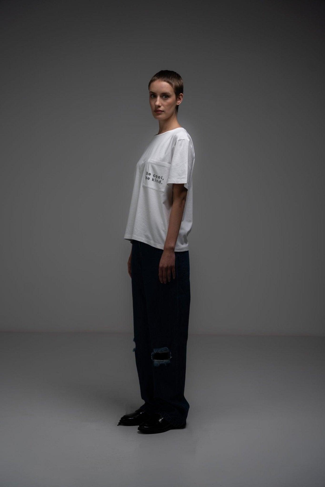 WHITE ROUND NECK T-SHIRT - Sotbella