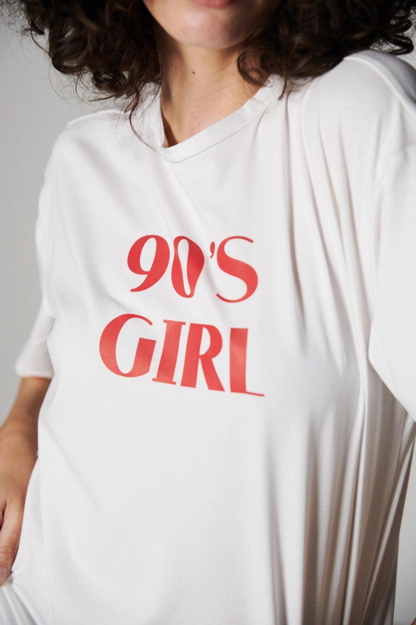 90'S T-Shirt With Denim Pants - Sotbella