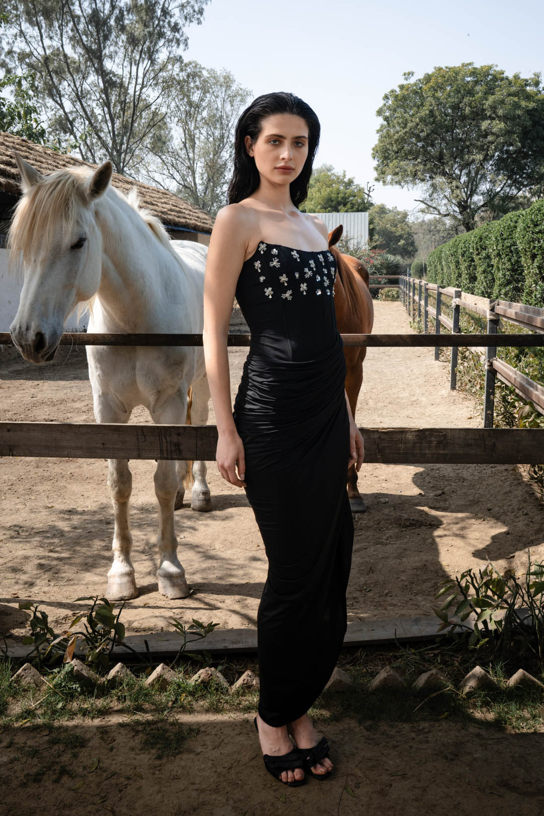 BLACK EMBELLISHED STRAPLESS DRAPED DRESS