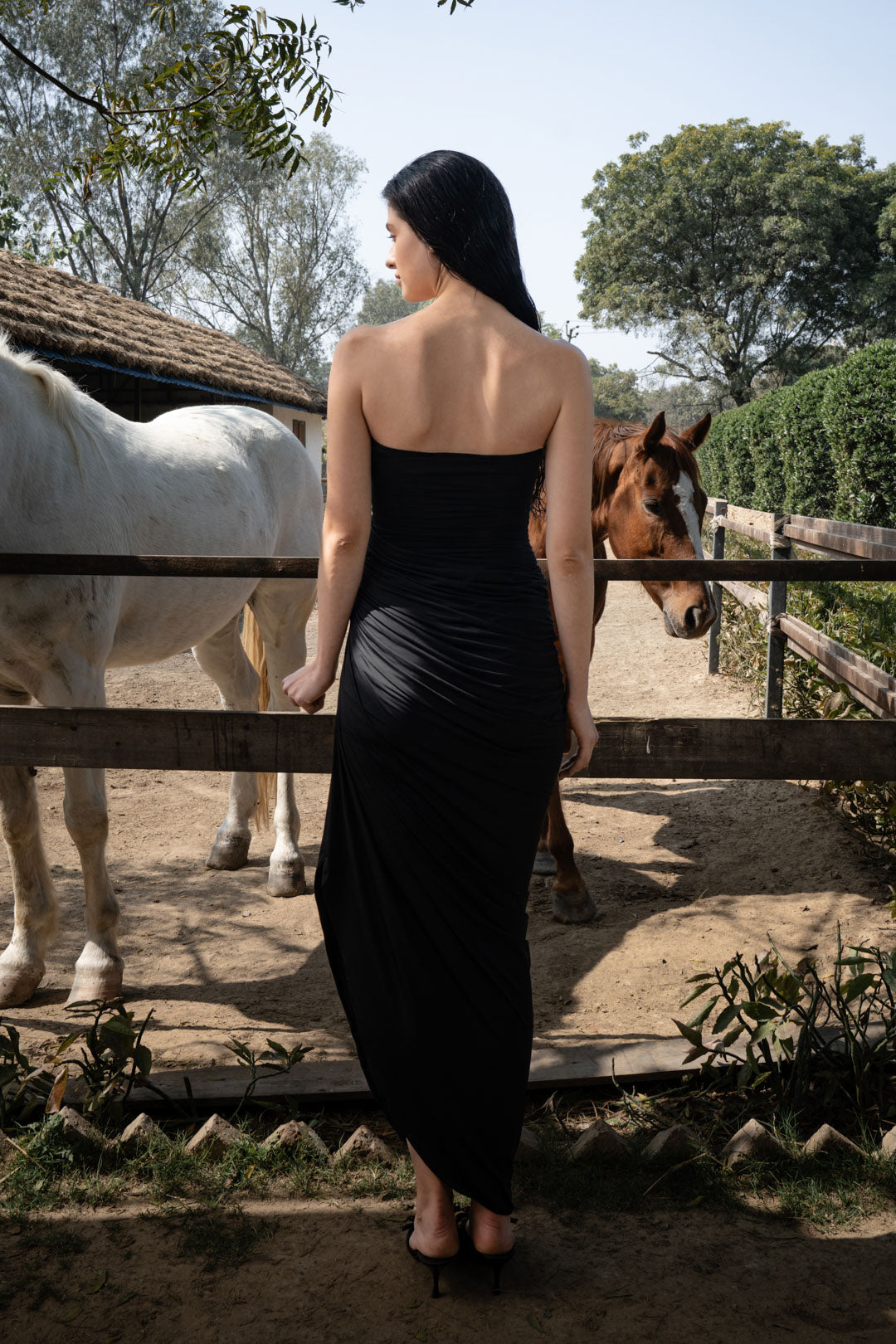 BLACK EMBELLISHED STRAPLESS DRAPED DRESS