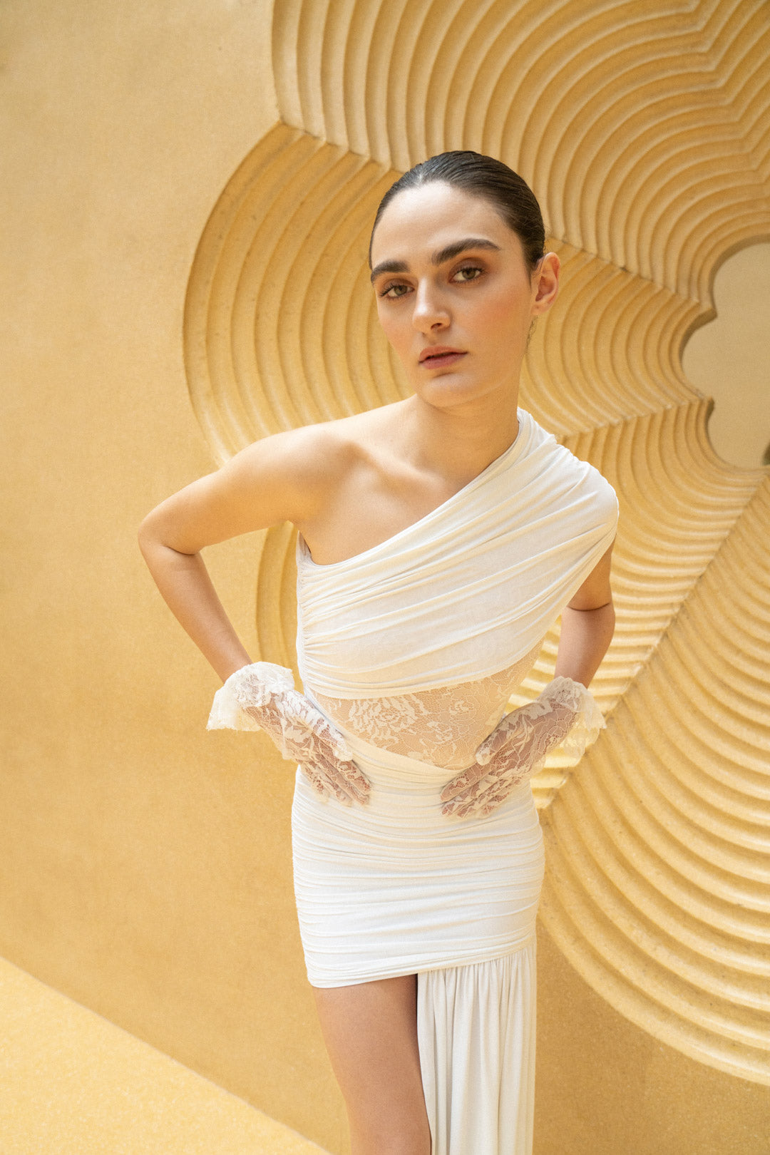 WHITE ASYMMETRIC DRAPED DRESS WITH GLOVES