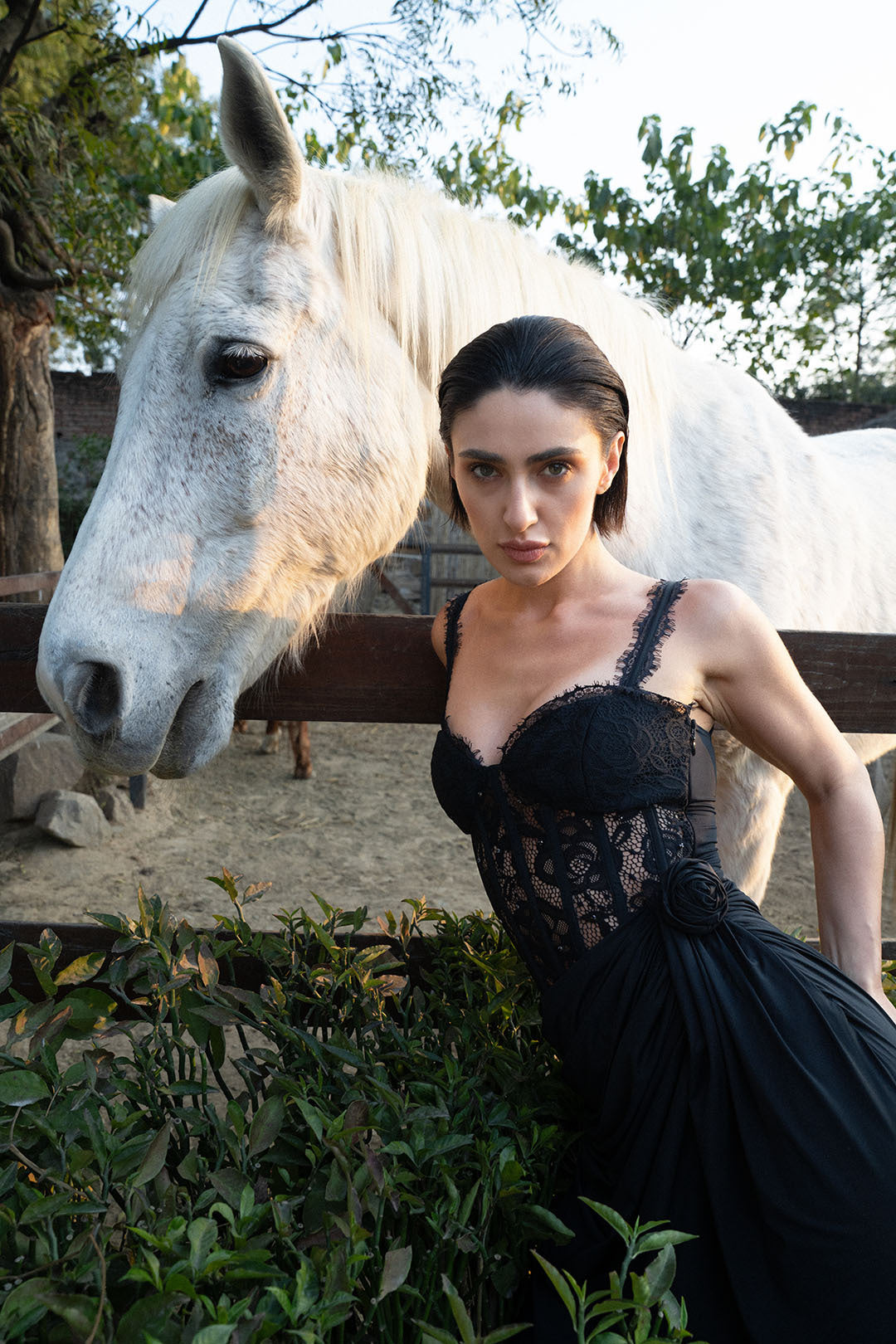 BLACK LACE CORSET MAXI DRESS