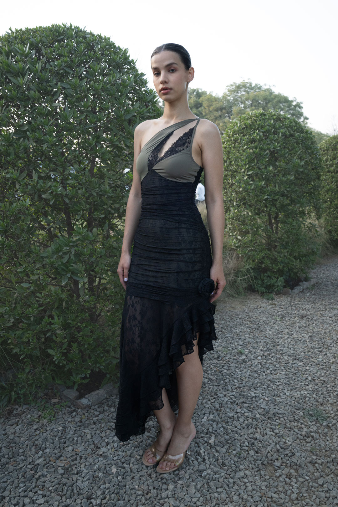 ASYMMETRIC LACE DETAIL MIDI DRESS WITH FRILL HEM